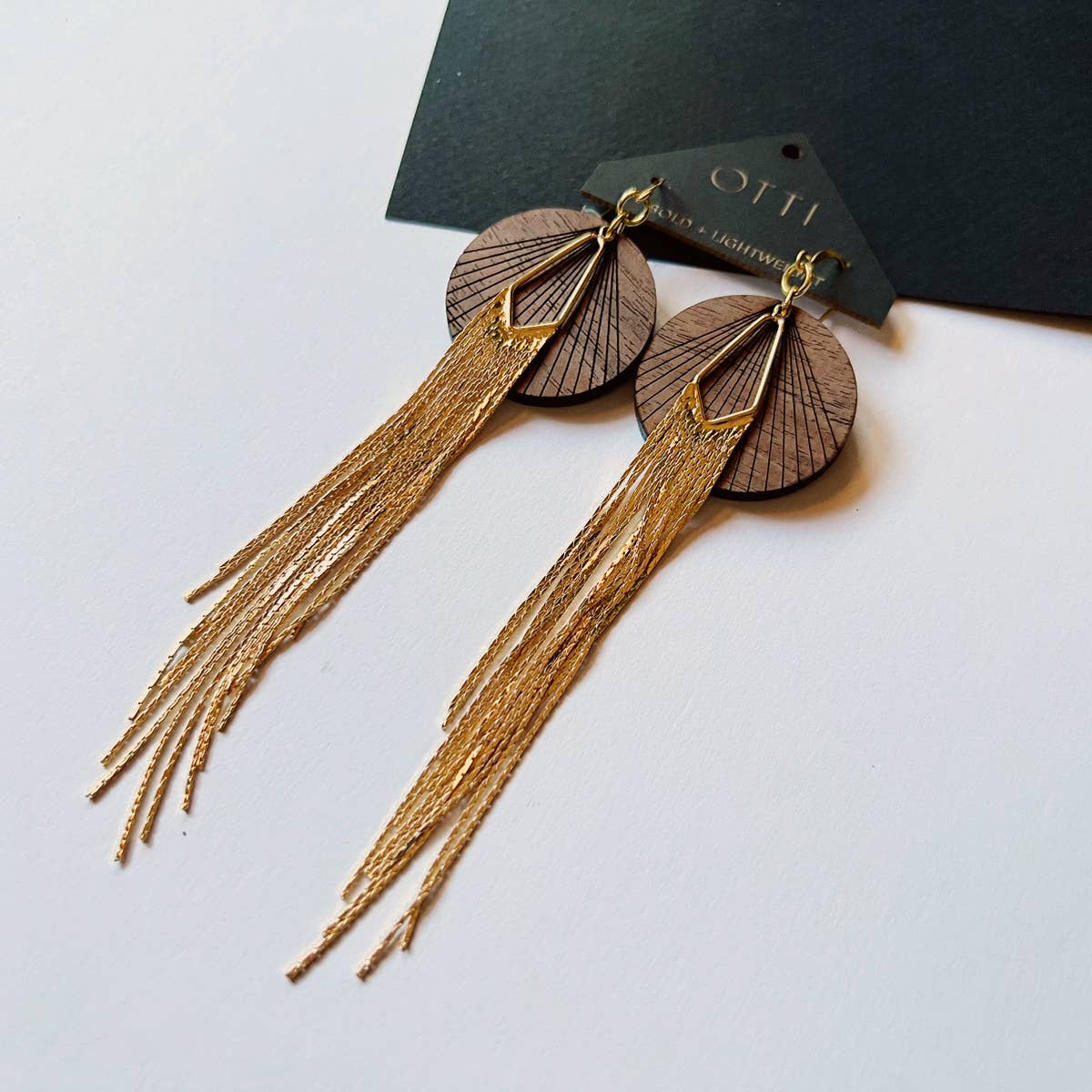 Otti 18K Gold Glamour Fringe earring: WALNUT real wood detail