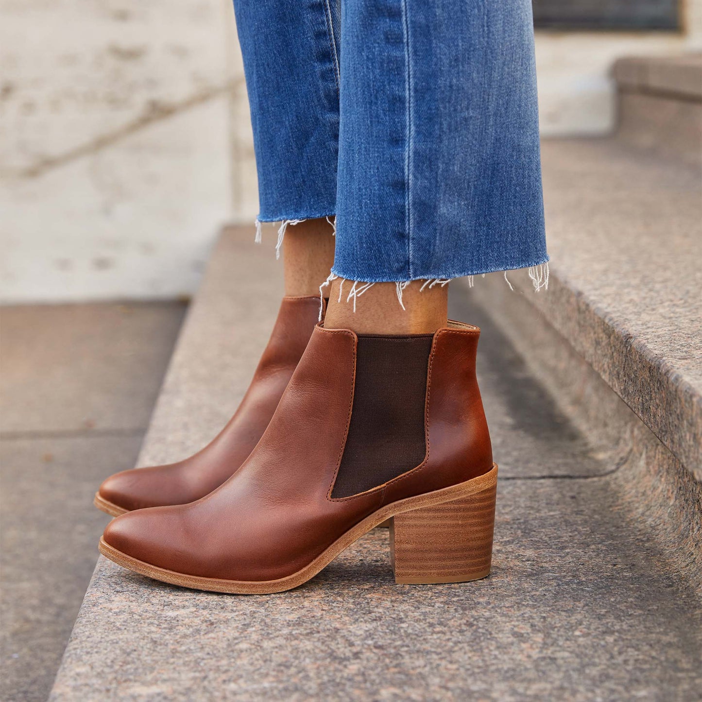 Nisolo Heeled Chelsea Boot Brandy