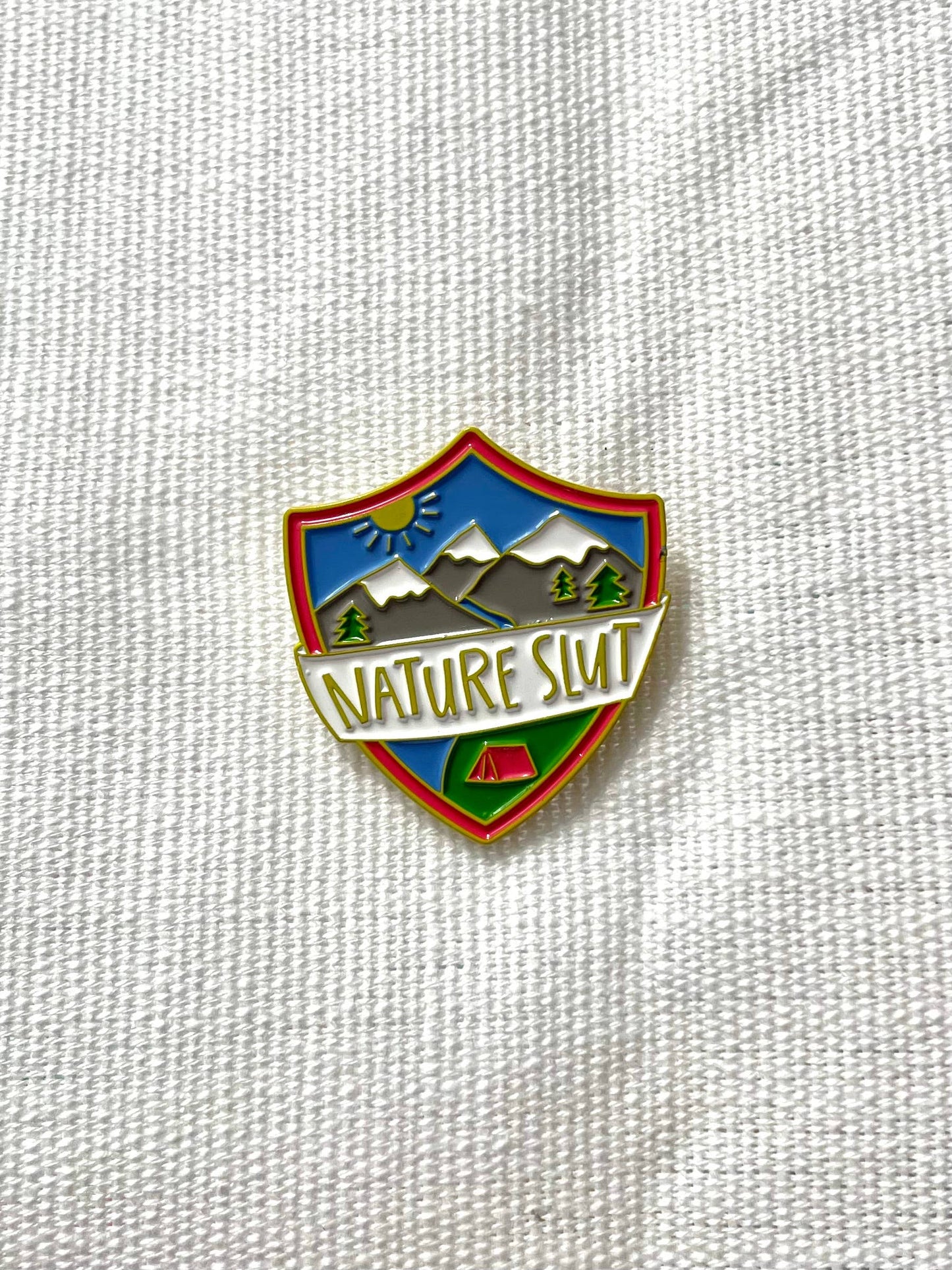 Anna Parade - Nature slut 1.5" soft enamel pin