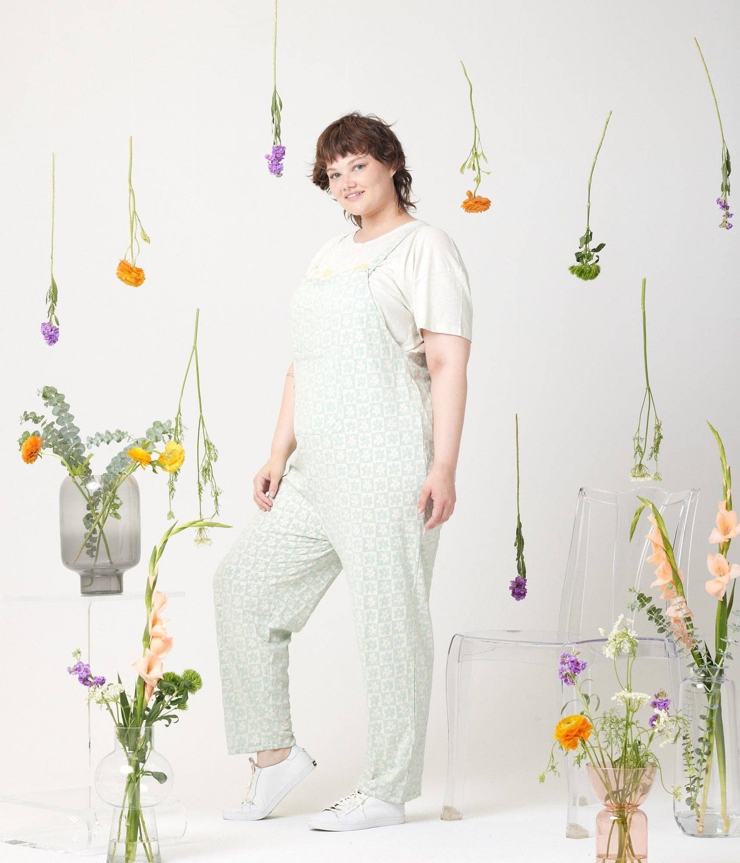Rhythm Adjustable Overall: Retro Floral / 2XL