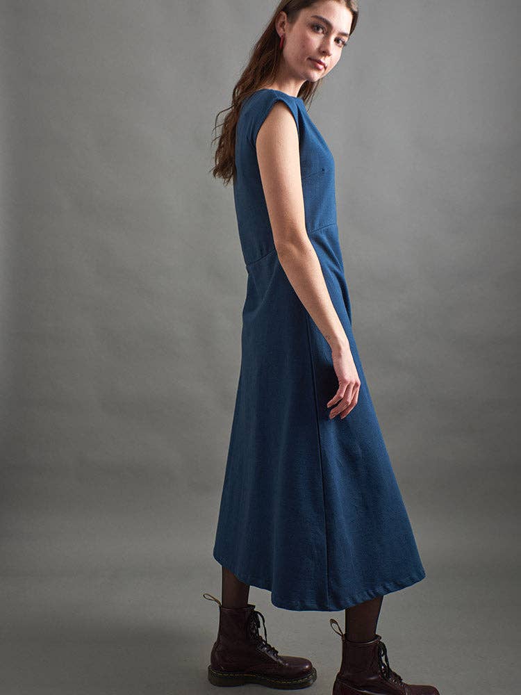 Elise Sheath Dress Loop Knit Blue
