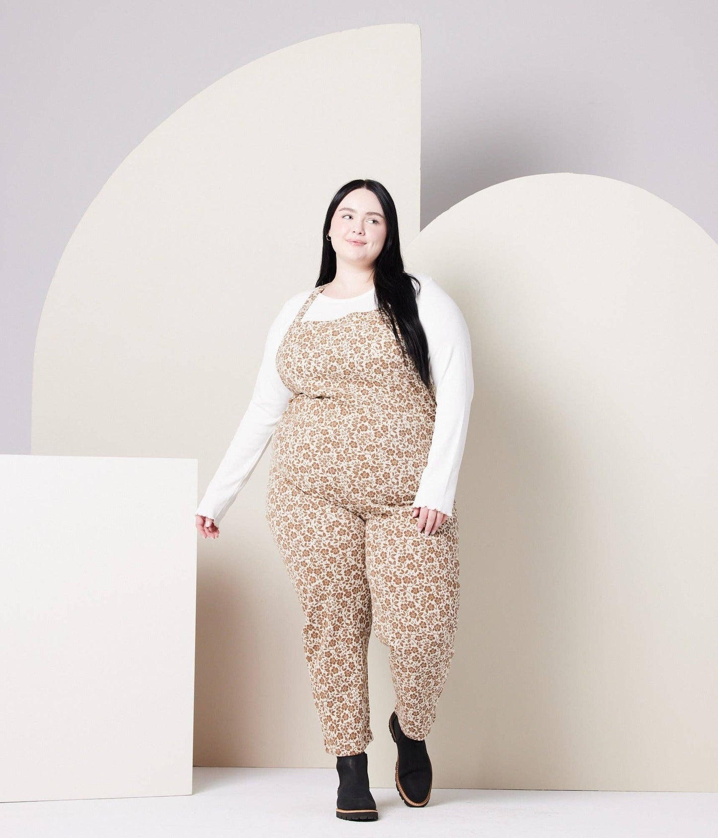 Rhythm Adjustable Overall: Retro Floral / M