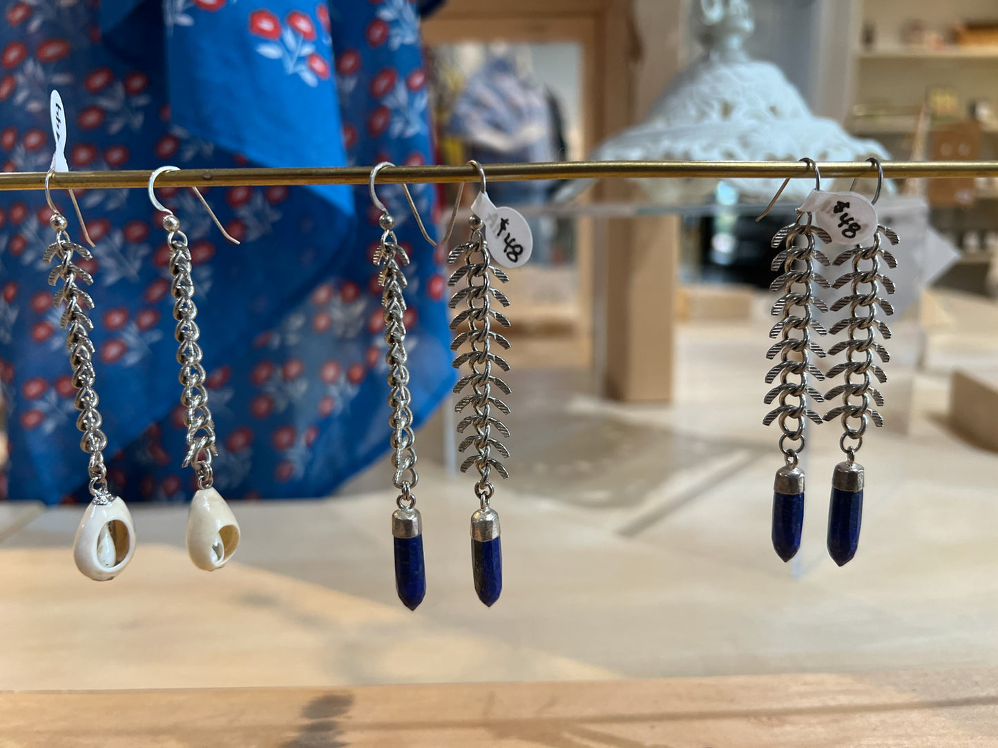 Amazon Aloha fishbone earrings - silver