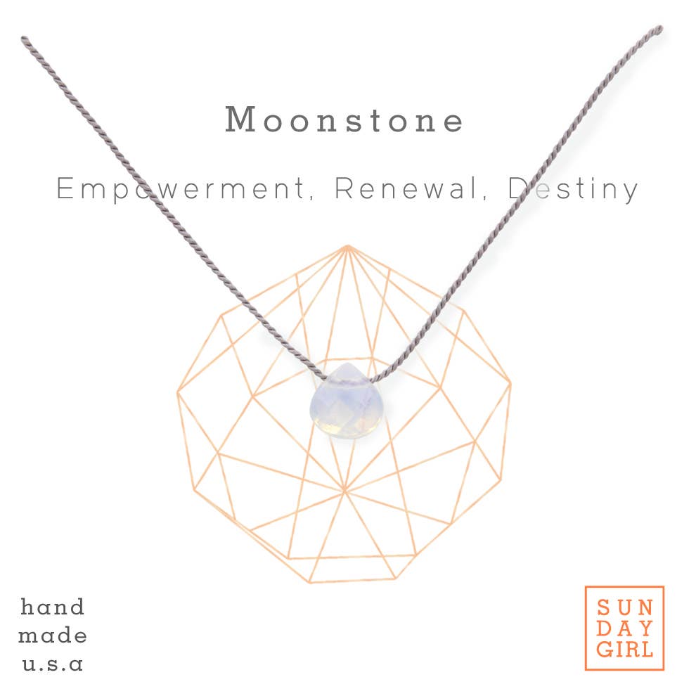 Sunday Girl - Healing Crystals and Stones Necklace in Moonstone