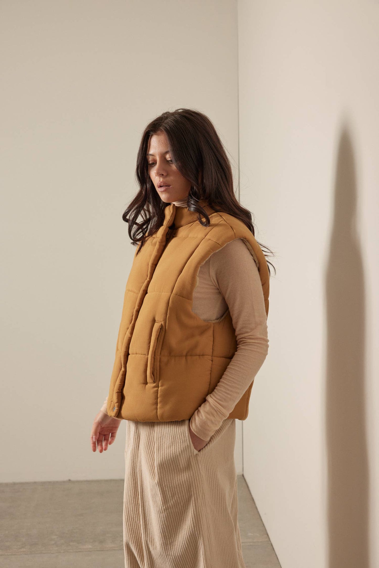 Amente High neck quilted vest