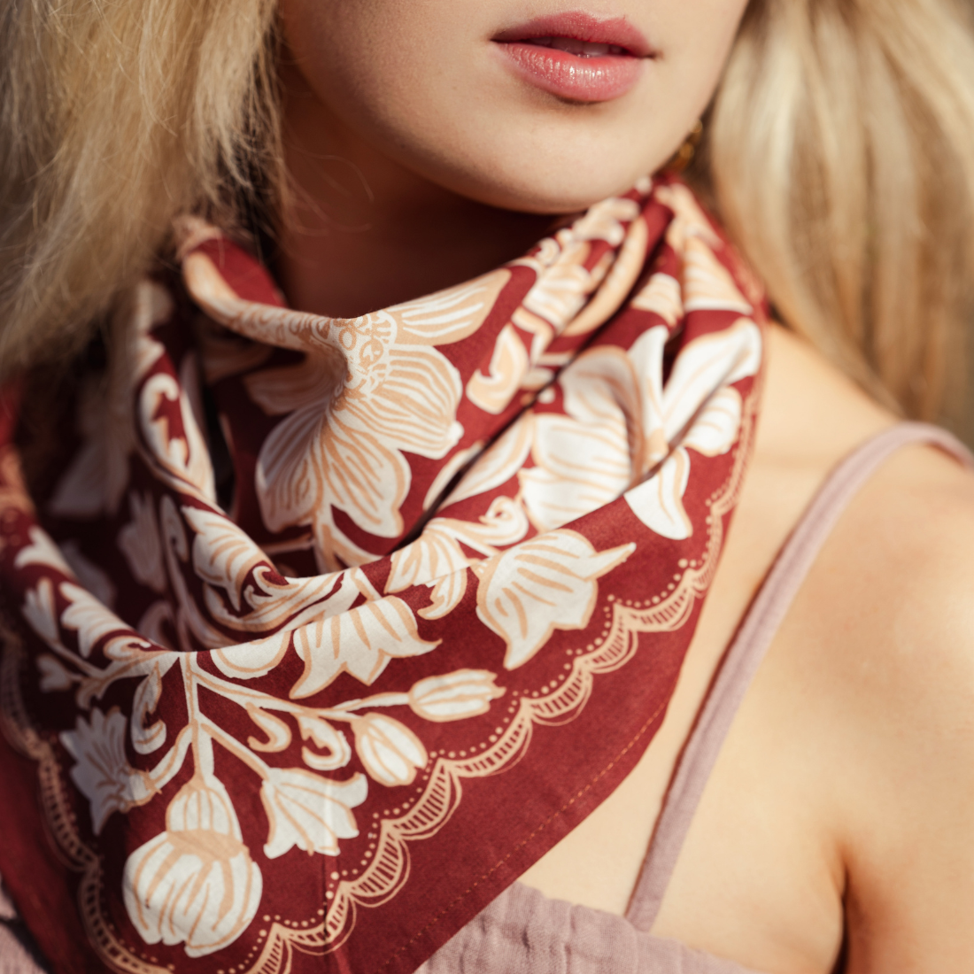 Handker - No. 138 Agatha Bandana