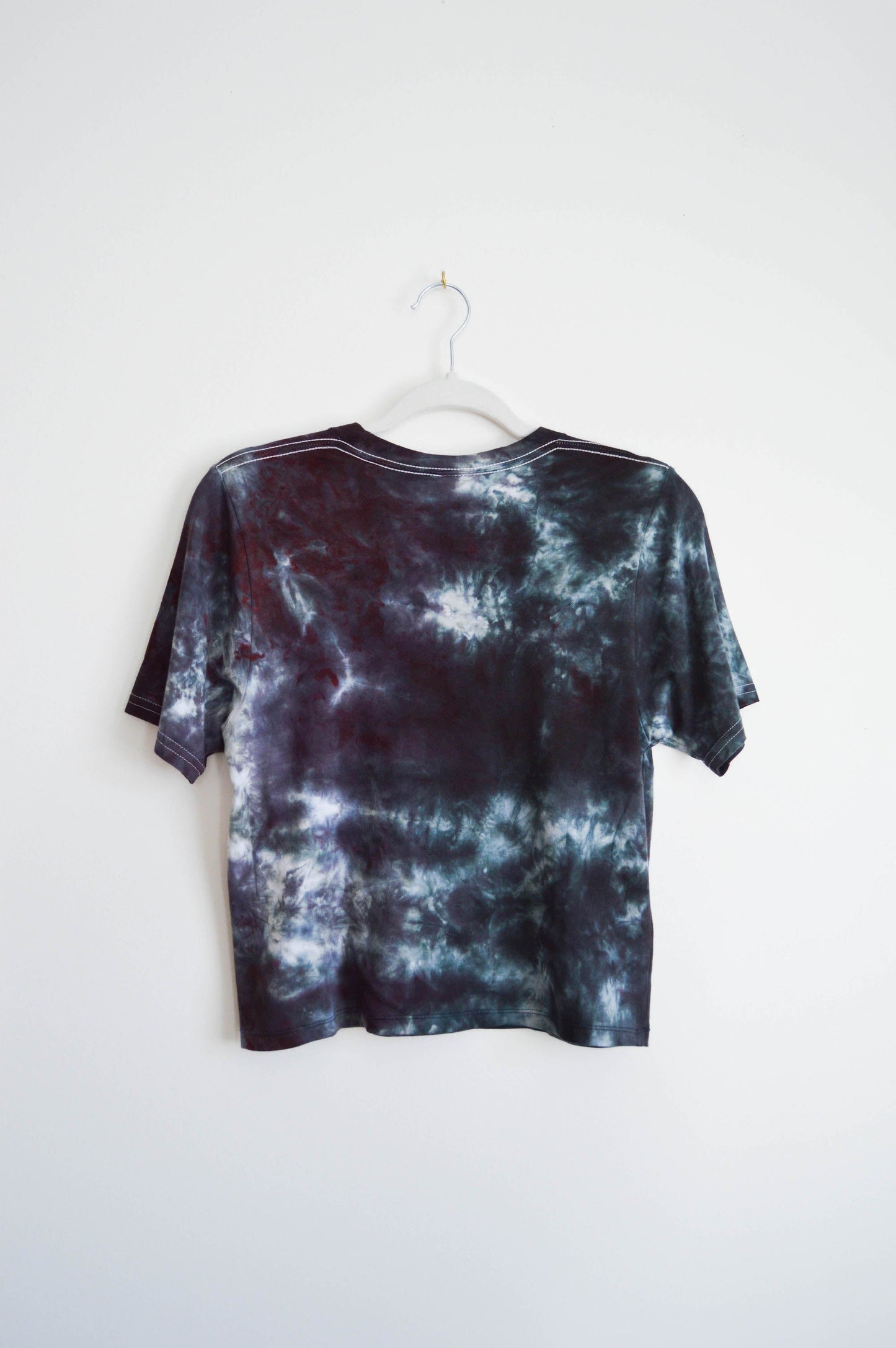 May and Mary Short Sleeve Bamboo Crop Tee - Witchy Begonia