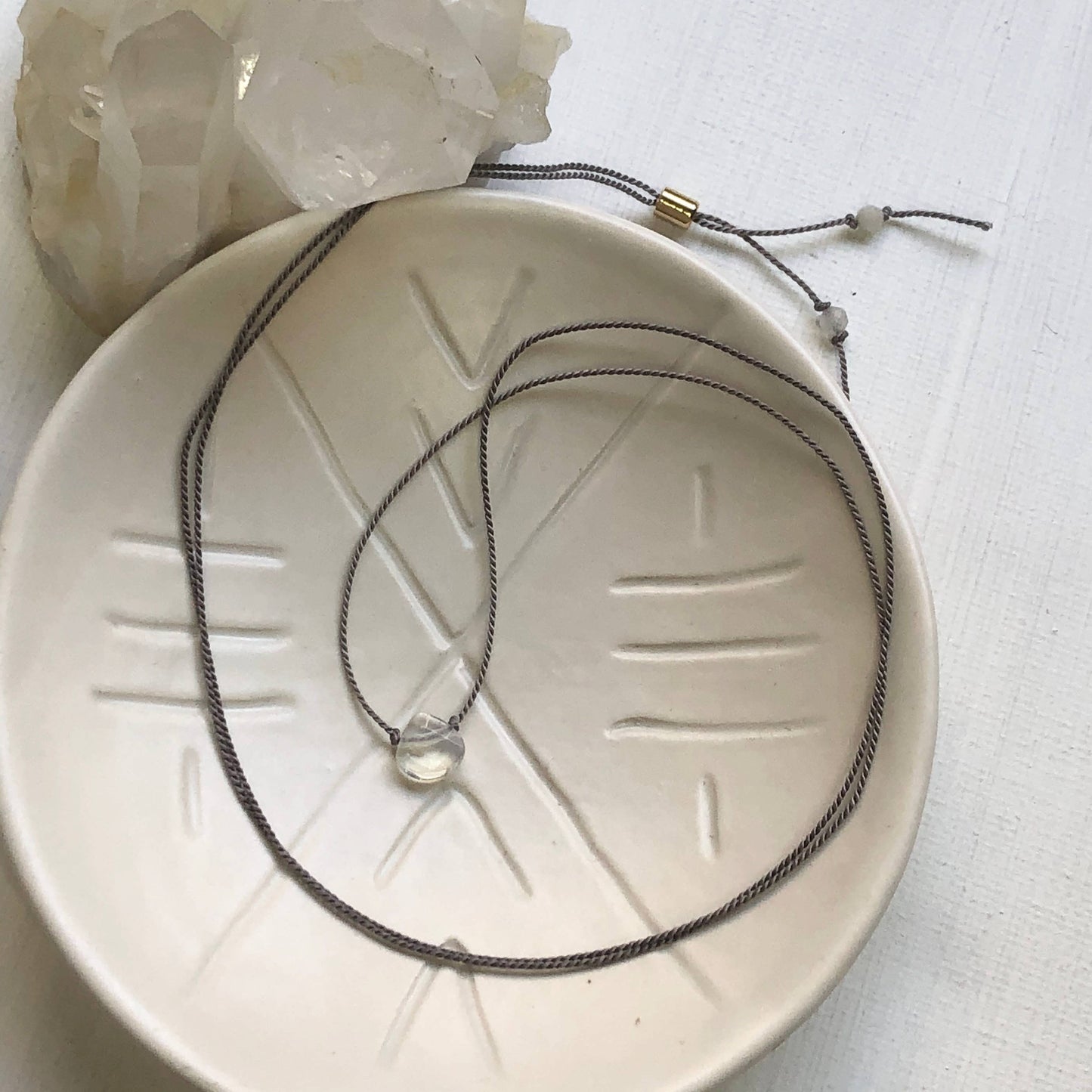 Sunday Girl - Healing Crystals and Stones Necklace in Moonstone