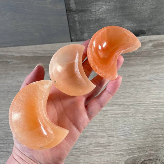 Selenite Bowls – Assorted Shapes & Sizes | Crystal Charging Bowls