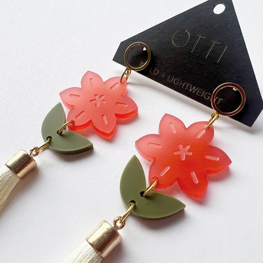 Otti Botanical-Inspired Lightweight Acrylic Earring: Daffodil
