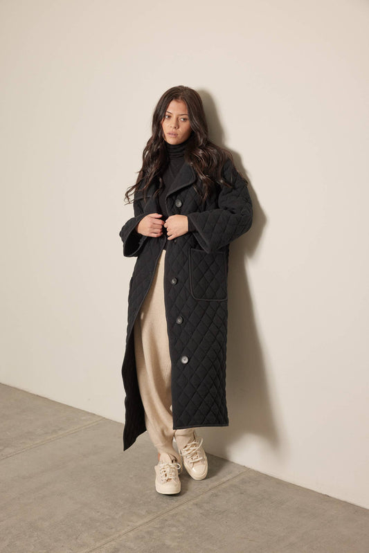 Amente Quilted notch collar coat